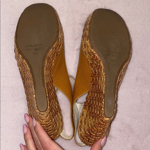 Vintage90’s Prada Cognac leather platform wedges - Picture 4 of 4